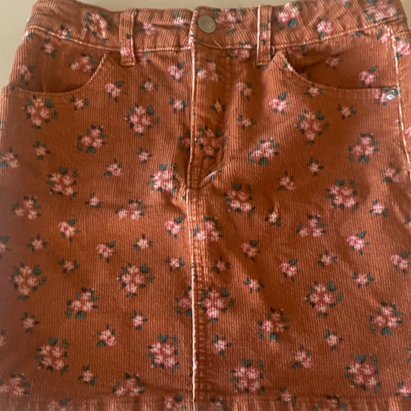 Art Class Floral Mini Skirt in Brown and Pink - Picture 1 of 3